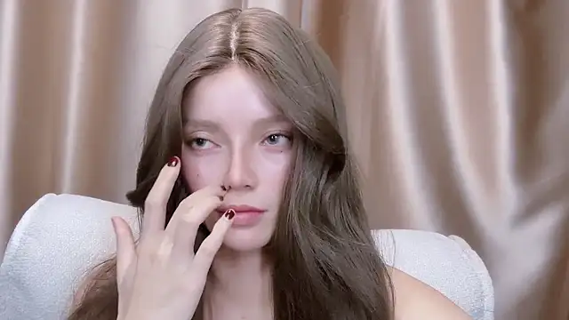 Snapshot of audience114 chatting on 02/18/26, 12:23 audience114 online show from 02/18/26, 12:23