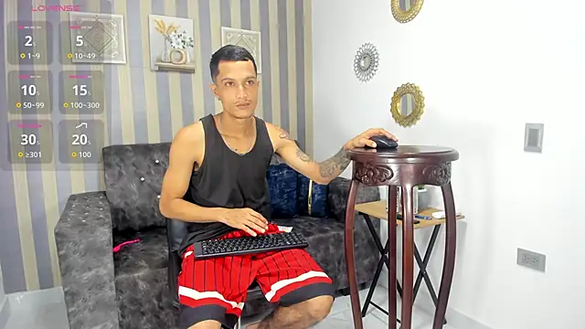 Snapshot of Max_and_anny chatting on 02/23/26, 11:51 Max and anny online show from 02/23/26, 11:51