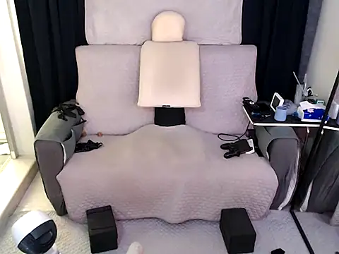 RubberGummi online show from 04/03/26, 12:19