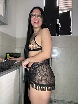 Snapshot of samanta_big_ass_ chatting on 06/12/26, 12:04 samanta big ass online show from 06/12/26, 12:04