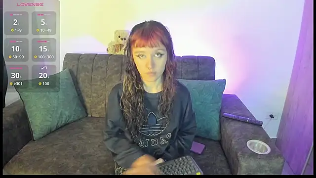 velmoon online show from 03/18/26, 06:33