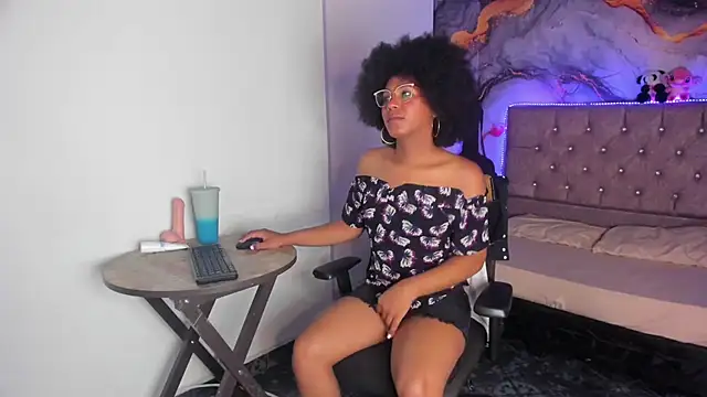 CataleyaMoon  online show from 04/21/26, 08:01