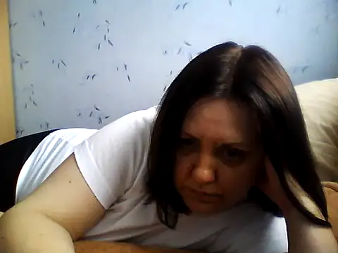 LockyCharm111 online show from 04/09/26, 08:20