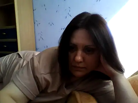 LockyCharm111 online show from 04/20/26, 01:03