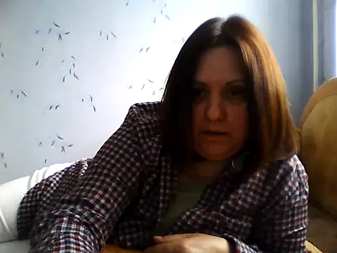 Snapshot of LockyCharm111 chatting on 04/30/26, 11:27 LockyCharm111 online show from 04/30/26, 11:27