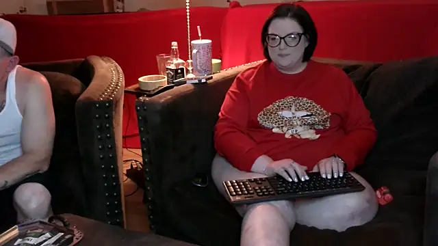 FreaksOffALeash3261 online show from 02/21/26, 10:27