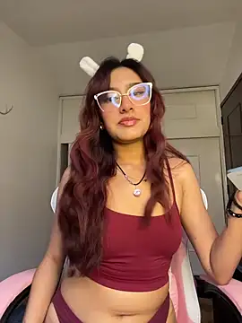 Snapshot of VelariaSoft chatting on 03/02/26, 01:40 VelariaSoft online show from 03/02/26, 01:40