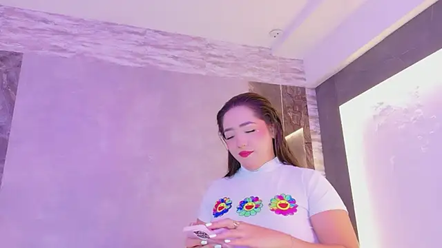 Snapshot of Hannah-Prada chatting on 02/23/26, 10:34 Hannah-Prada online show from 02/23/26, 10:34