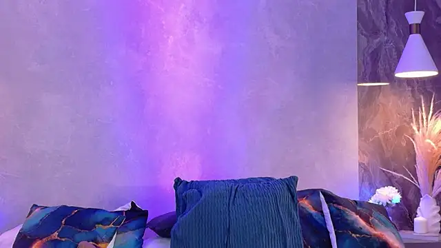 Hannah-Prada online show from 04/08/26, 11:43