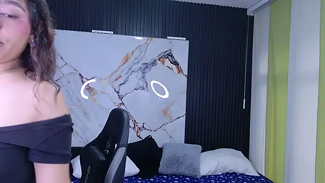 Sophie19   online show from 03/17/26, 11:46