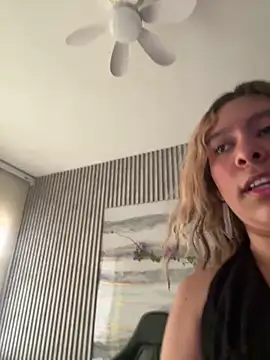 Sophie19   online show from 06/06/26, 02:33