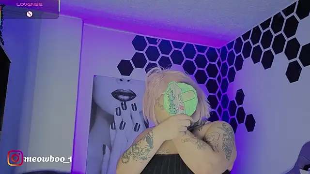 meowboo online show from 03/25/26, 09:32