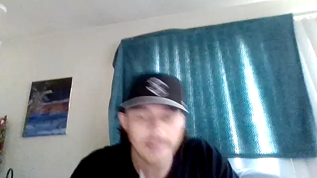 Snapshot of Tallhungandcloudy chatting on 02/21/26, 10:00 Tallhungandcloudy online show from 02/21/26, 10:00