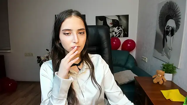 Snapshot of Effy_Royse chatting on 02/17/26, 06:36 Effy Royse online show from 02/17/26, 06:36