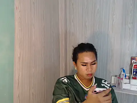 mauie69 online show from 04/01/26, 03:40