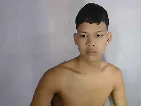 UrAsian Turjak online show from 04/24/26, 12:13