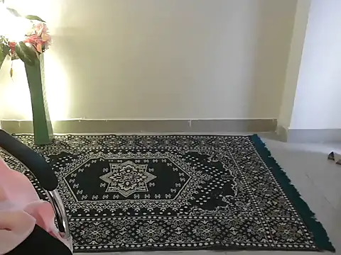  chitranshi online show from 04/15/26, 05:58