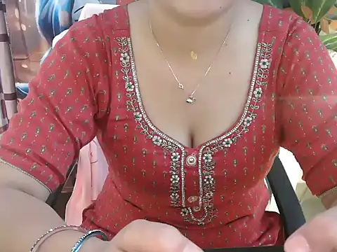  chitranshi online show from 05/05/26, 06:32