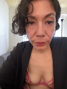 JeanneDuval8888 online show from 04/02/26, 10:51