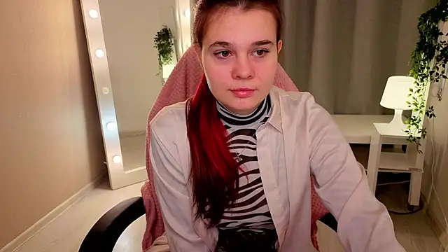 Snapshot of Monaswetty chatting on 02/28/26, 07:31 Monaswetty online show from 02/28/26, 07:31