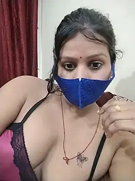 ankita077 online show from 06/08/26, 01:33