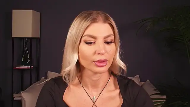 Snapshot of Jasmin_fit chatting on 02/28/26, 05:30 Jasmin fit online show from 02/28/26, 05:30