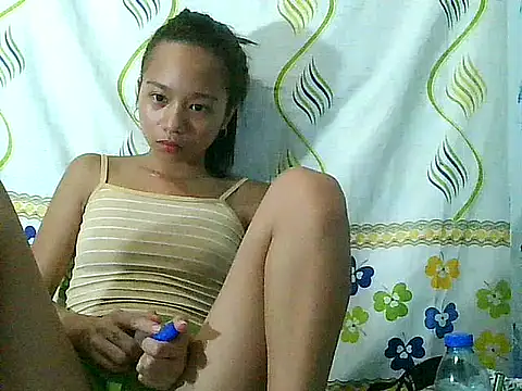 Snapshot of Asianpinay_Skinny1818 chatting on 05/01/26, 10:36 Asianpinay Skinny1818 online show from 05/01/26, 10:36