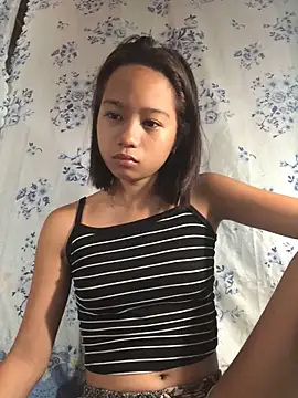 Snapshot of Asianpinay_Skinny1818 chatting on 06/01/26, 10:00 Asianpinay Skinny1818 online show from 06/01/26, 10:00
