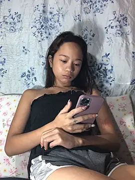 Snapshot of Asianpinay_Skinny1818 chatting on 07/24/26, 10:30 Asianpinay Skinny1818 online show from 07/24/26, 10:30