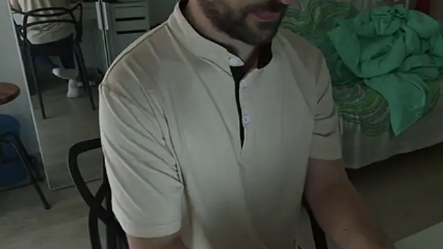 Luchash online show from 05/18/26, 04:24