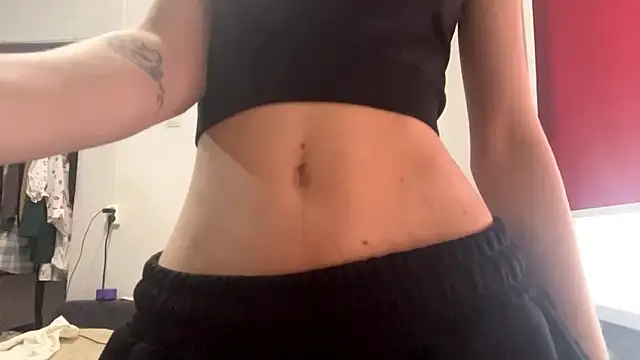 Snapshot of Sweety_Burger chatting on 02/27/26, 11:10 Sweety Burger online show from 02/27/26, 11:10