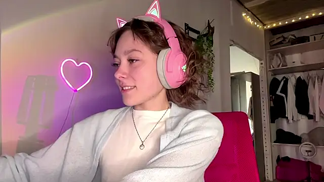 SlunkRear online show from 04/14/26, 10:05