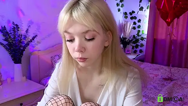 Rochelle kitty online show from 05/10/26, 01:16