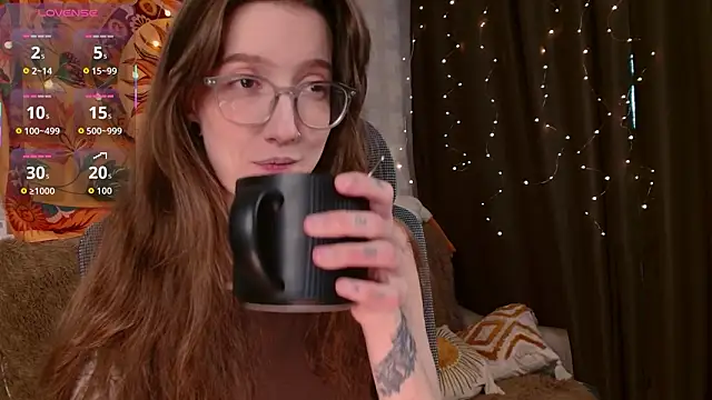 Snapshot of lolami_ chatting on 02/25/26, 05:39 lolami online show from 02/25/26, 05:39