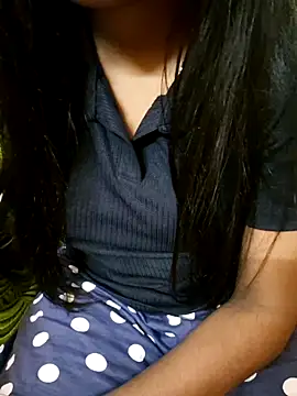 Snapshot of silk_segha chatting on 02/14/26, 07:21 silk segha online show from 02/14/26, 07:21