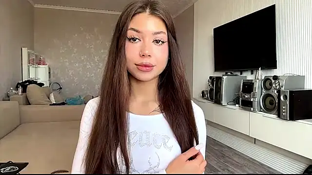 You Club Winx online show from 04/11/26, 07:13