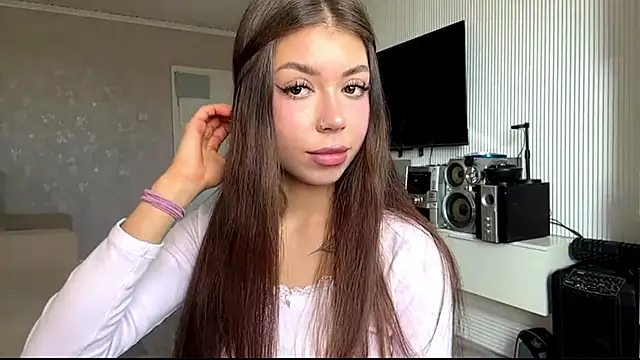 You Club Winx online show from 04/22/26, 07:22