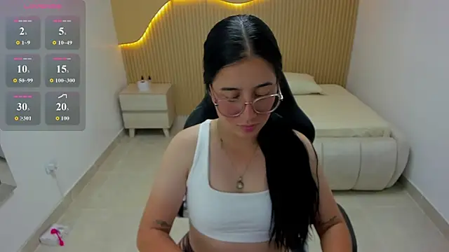 SAMANTHAFIORE1 online show from 02/28/26, 12:28