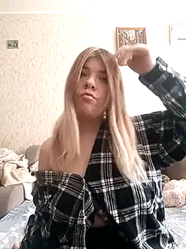 EvaTallor online show from 02/24/26, 07:17