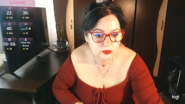 Snapshot of exiMIlf chatting on 02/24/26, 11:30 exiMIlf online show from 02/24/26, 11:30