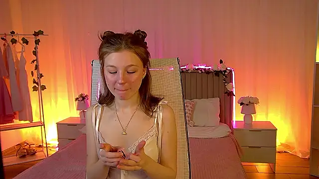 ElliFrankenweenie online show from 03/15/26, 07:03