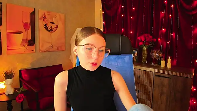 ElliFrankenweenie online show from 04/06/26, 06:14