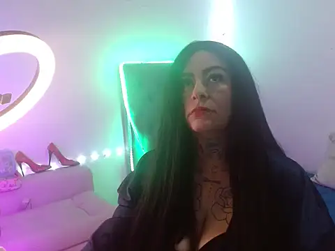 mia vantt online show from 03/22/26, 01:03