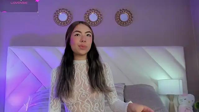 ValeryGomezz online show from 06/06/26, 02:11