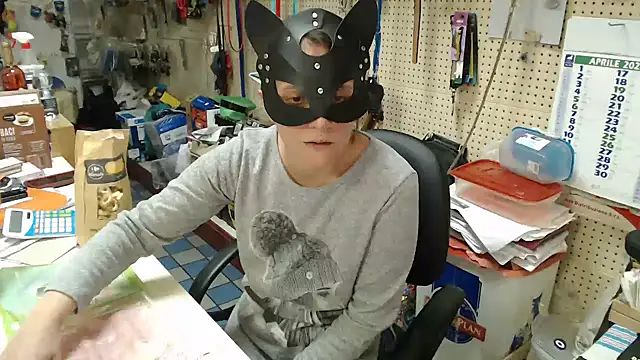 CpLauraMauro online show from 04/22/26, 11:45