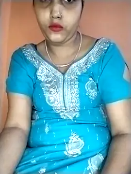 Snapshot of Nency_Love143 chatting on 04/27/26, 06:06 Nency Love143 online show from 04/27/26, 06:06