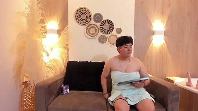 Snapshot of Gaia_n_Nix chatting on 02/15/26, 07:54 Gaia n Nix online show from 02/15/26, 07:54