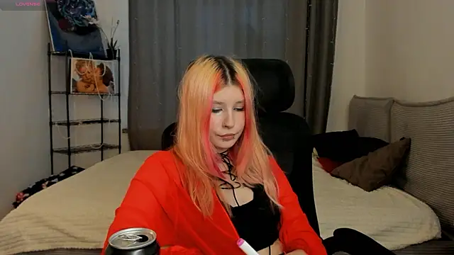 WarmAtEdges online show from 03/17/26, 03:15