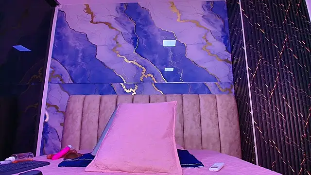 vale rioss online show from 04/15/26, 07:58