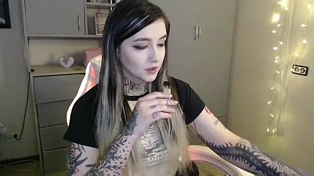 Rin Tozier online show from 03/21/26, 01:32